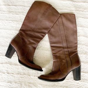 ( 4 for $20) MICHAEL KORS Brown Boots Sz 6